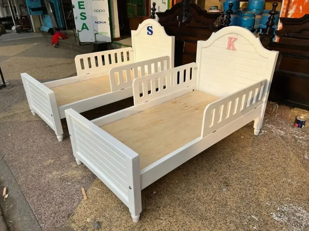 4 by 6 White Wooden Kid Bed Bed