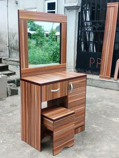 Brown Dressing Table Set