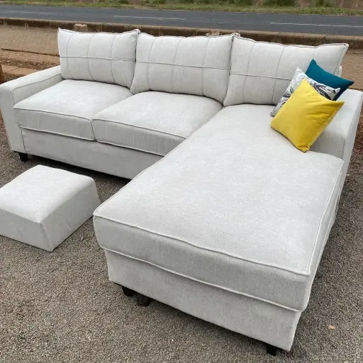 5 Seater Cream L-shaped Sofa with Leg Rest