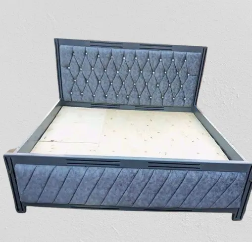 5 by 6 Grey Mocket Bed